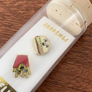 Super cute burger and fries earrings (worn once)
